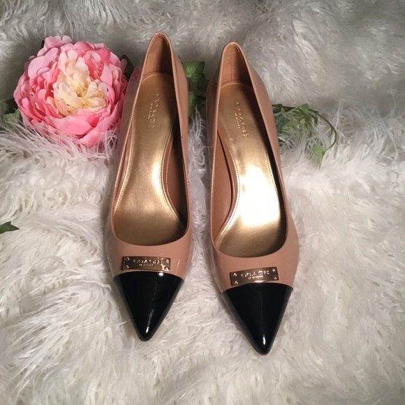 Coach Shoes - COACH bowery heels (B23🌺